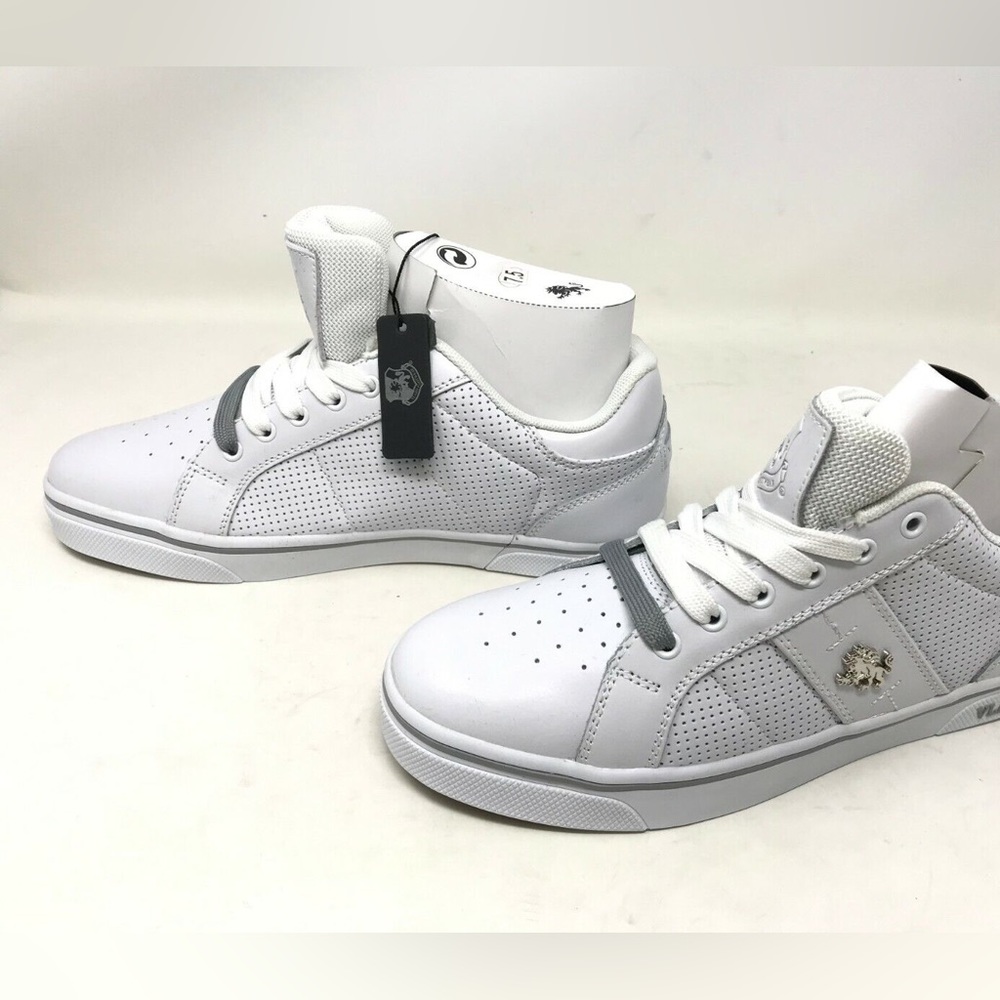 5.5 NEW Vlado White Silver Classic Low Top Mens Shoes Footwear Sneakers  junior